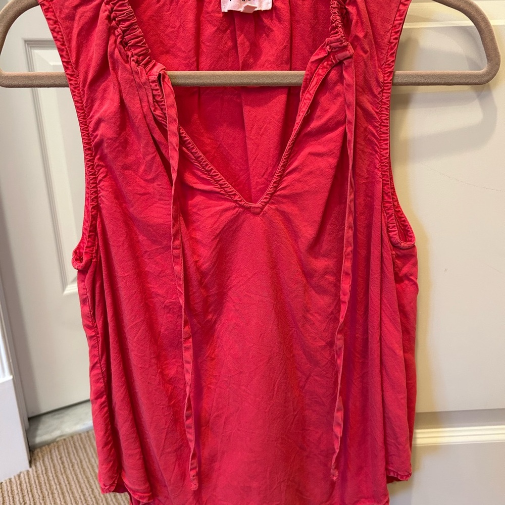 Bella Dahl Red Ruched Ruffled Sleeveless Blouse